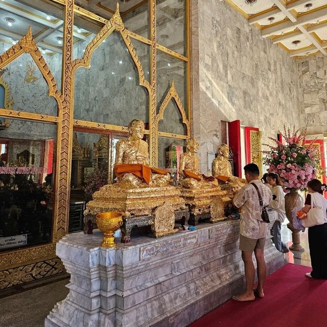 ไหว้พระ ขอพระหลวงพ่อแช่มวัดดังแห่งภูเก็ต