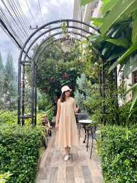 Hotel Yayee |  รร.ดีไซน์เก๋ ย่านนิมมาน 🌵