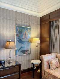 Anantara Siam Bangkok: A Luxurious Oasis in the Heart of the City