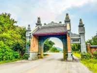 바이딘 사원 인근..Hồ Đàm Thị