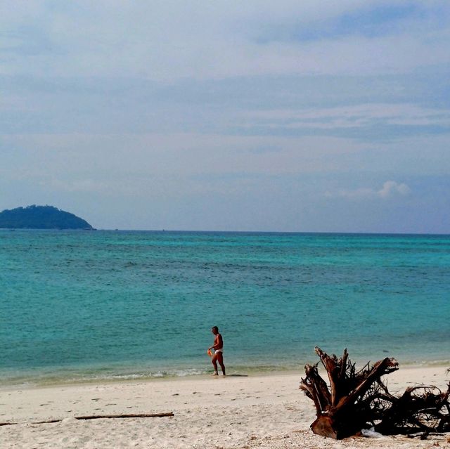 泰國麗貝島外島海洋公園景點:Koh Adang, Tarutao National Park，適合露營🏕️拍照📸打卡