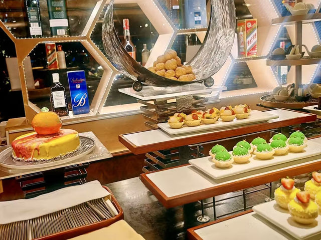  The Emerald Hotel buffet 