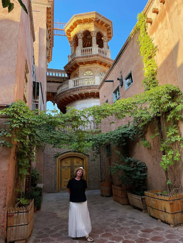 Kashgar: A Journey to China’s Silk Road Treasure 🏺🕌