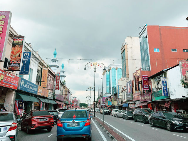 A Colorful Drive Through Klang Little India! 🚗