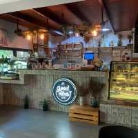 Good Vibes Cafe คาเฟ่ที่เต็มไปด้วยบรรยากาศดี ๆ