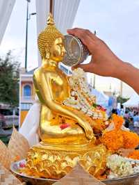 MAHA SONGKRAN Festival สุขสงกรานต์ที่ท้องสนามหลวง