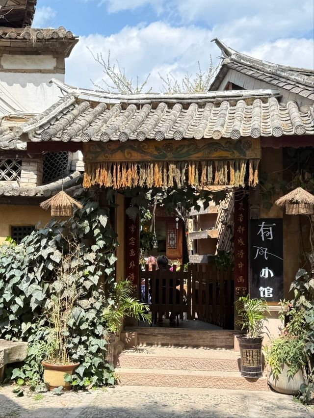 Shaxi Ancient Town (Dali) – A Timeless Yunnan Escape