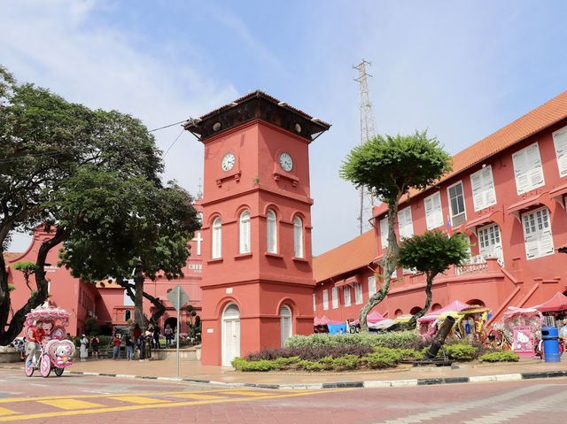 Dutch Square (Red Square) Melaka: A Vibrant Colonial Landmark