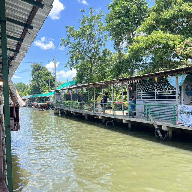ตลาดน้ำคลองลัดมะยม
