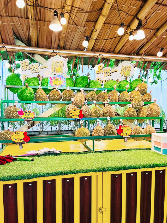 “Fruitastic Delights, Earth-Friendly Bites”