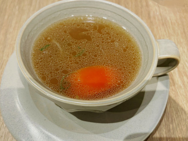 陶板屋林口店，用細緻的料理與溫暖的空間，讓一頓飯不只是吃飽，而是重拾陪伴與對話的溫度