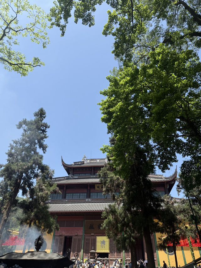 วัดหลิงอิ่น (Lingyin Temple) ทะเลสาบซีหู