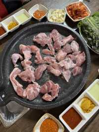 【韓国旅行】並んでも食べたい！地元民が通うコスパ最強！豚焼肉