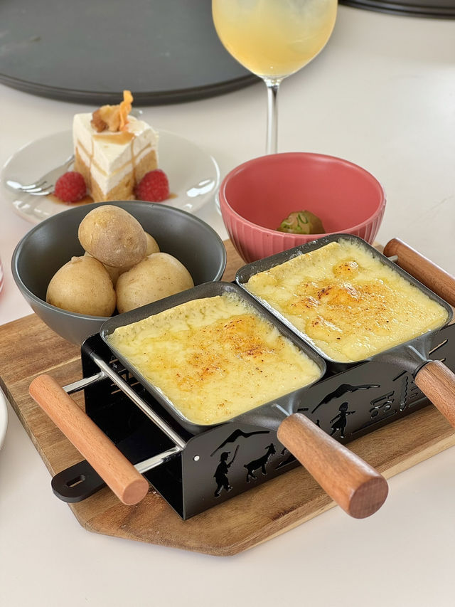 【大阪・関西万博】スイスの食文化を体験できるカフェ