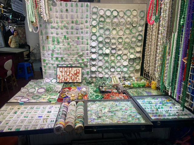 香港好去處✨油麻地玉器小販市場📿香港玉石聚集地💎