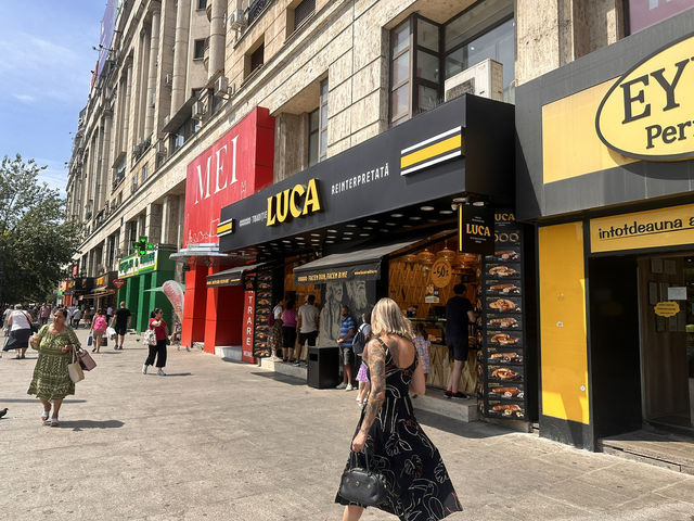 【ブカレスト街歩き｜歴史香る飲み屋街とLUKAの絶品パン】 東欧の首都・ルーマニアのブカレストをのんびり散策してきました