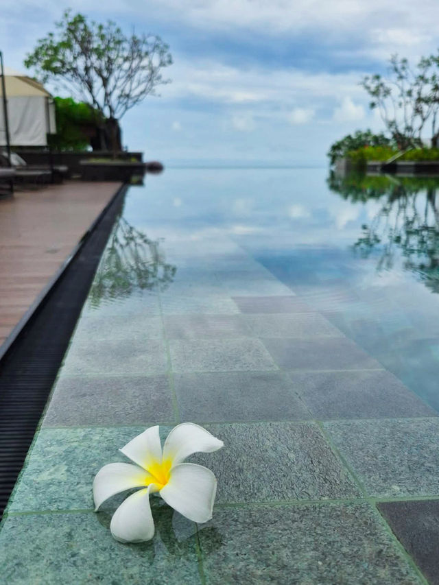 Renaissance Pattaya Resort & Spa 