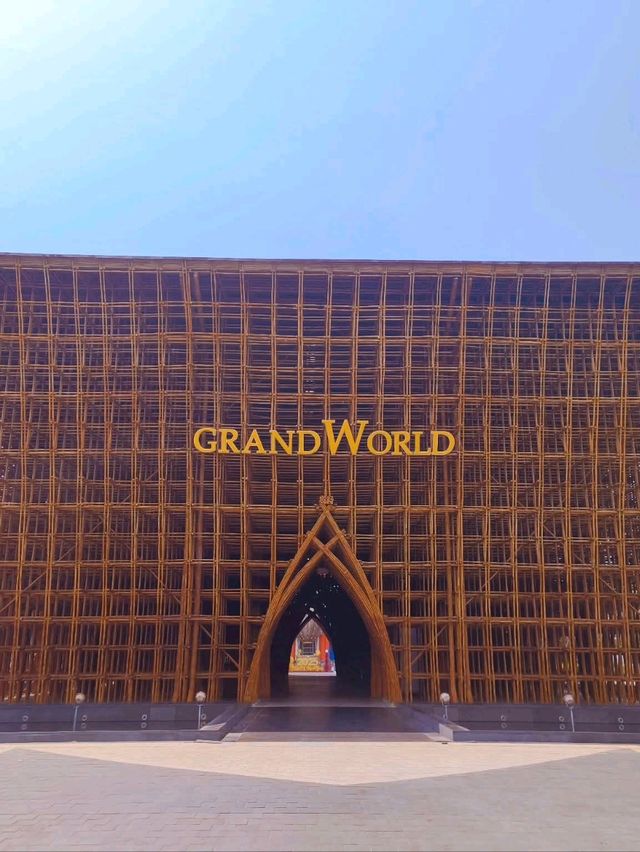 🌟 Grand World ฟูโกว๊ก —