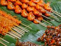 เที่ยวถนนคนเดินเชียงคานหน้าฝน ของกินฉ่ำ