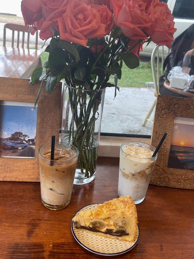 Chococake & Beach Breeze — A Love Story with No Willpower 🏖️  