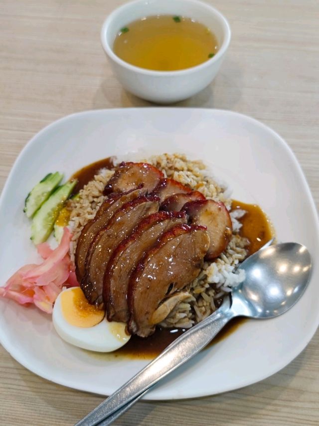 หนานหยวน บะหมี่เกี้ยวกุ้ง สาขาปั้ม ปตท คลองวง 
