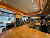 ☕ Aromatic Brew, Sluggish Service at Starbucks Reserve Gurney Plaza