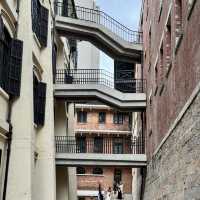 Hong Kong city walk features both old and new sights