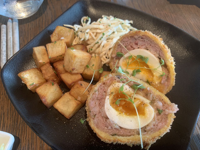 🍽️ British Elegance at Bread Street Kitchen by Gordon Ramsay