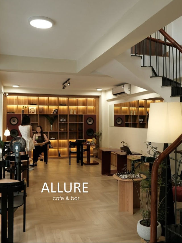 Allure Café Bar 