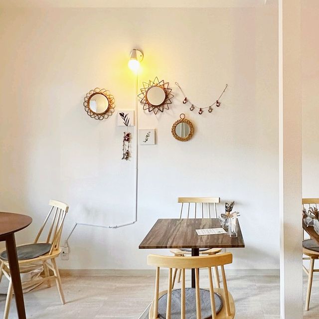 Tricolore Cafe