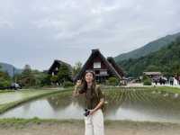 【夏日合掌村散策】在綠意與山風中，一人一支霜淇淋的悠閒午後🍦🌿