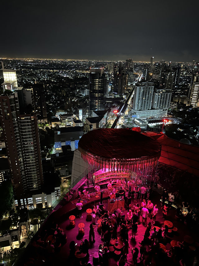 【Tichuca Rooftop Bar｜トロピカルジャングル×バンコク絶景】