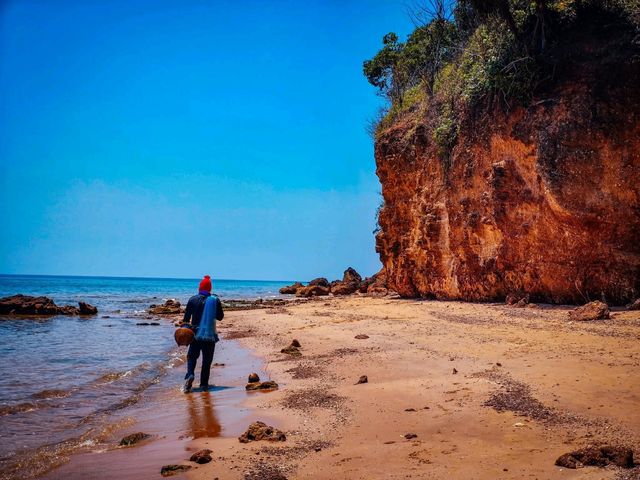 Red Cliffs ผาฝั่งแดง