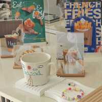  Haus Cafe & Bar 