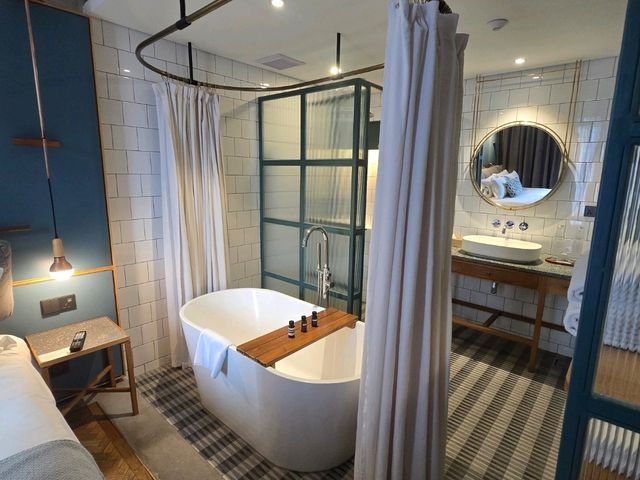 A Hidden Gem with Personality and Soul: My Stay at “Room To Listen”