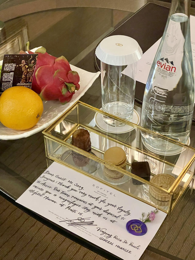 Sofitel Macau at Ponte 16 – 소피텔 마카오 퐁트16
