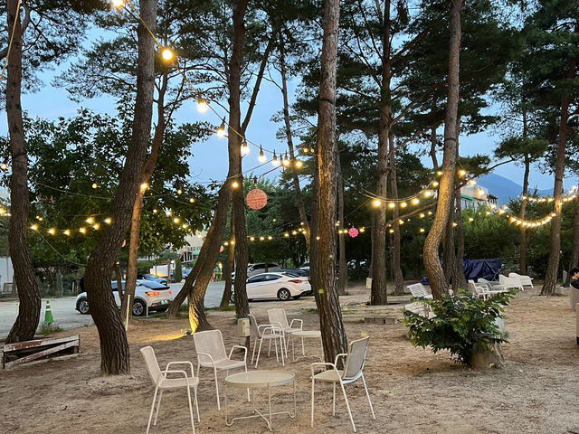 강변 카페의 밤
