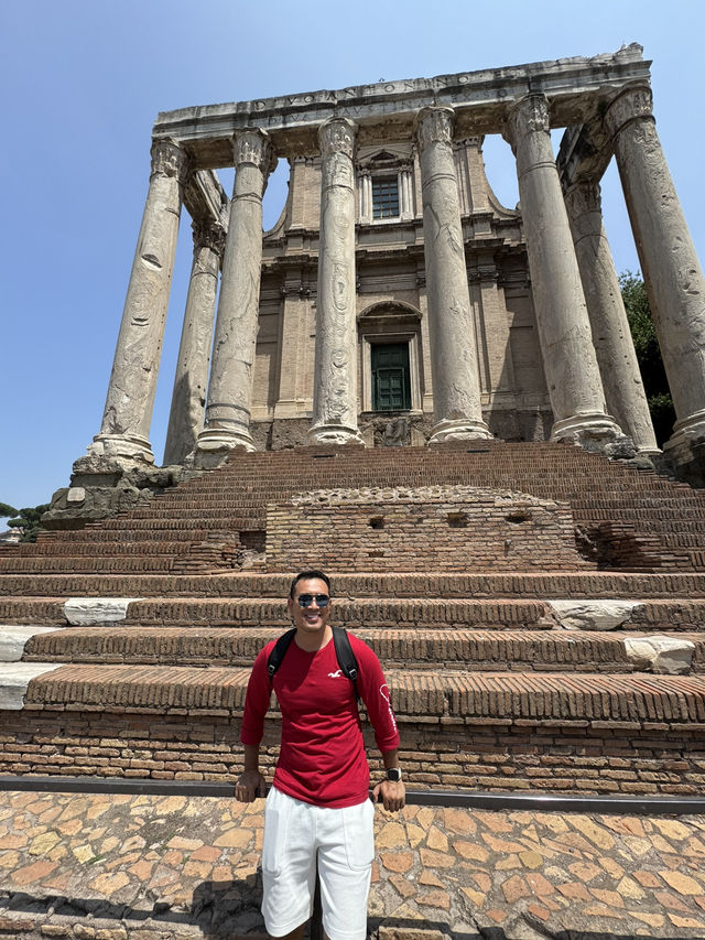 Roman Forum & Palatine Hill – Walk Through the Heart of Ancient Rome