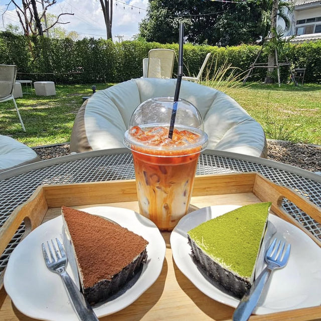 ปลีกวิเวก คาเฟ่