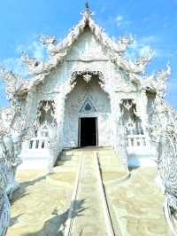 A Stunning Stop at the White Temple, Chiang Rai