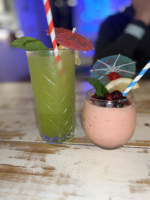 🦞 Seafood Heaven in Lorne – Captain Hooked Delivers! 🌶️🍴