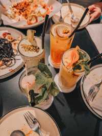 Chill Dinner Vibes at Naj & Belle – A Subang Favourite After Sunset