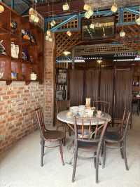 Kin Loong Gallery in Ipoh, A Display of White Coffee History