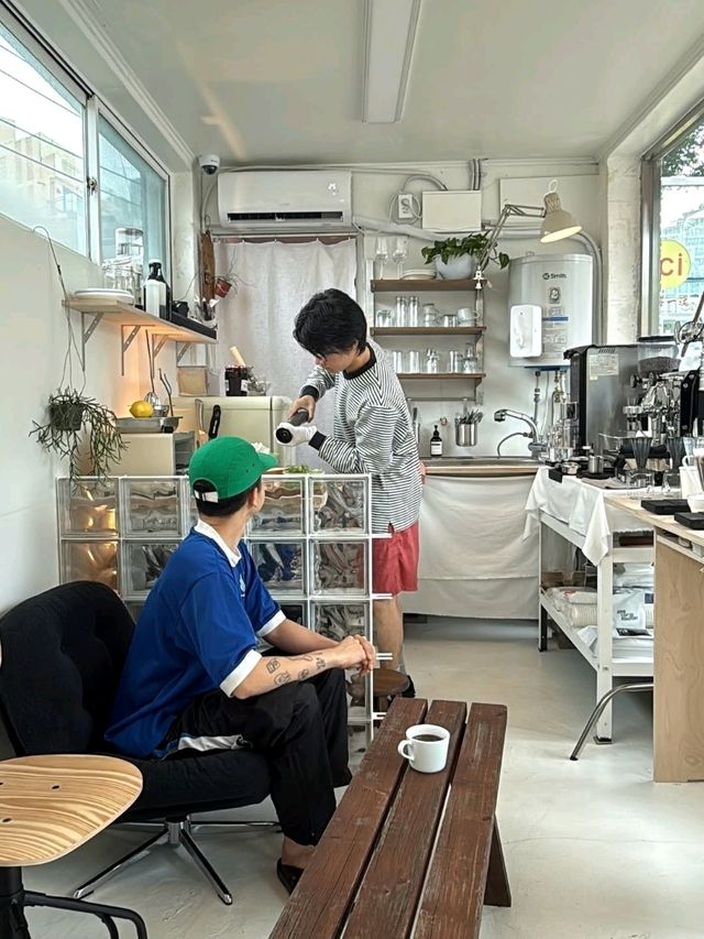 GOLOOK BAR