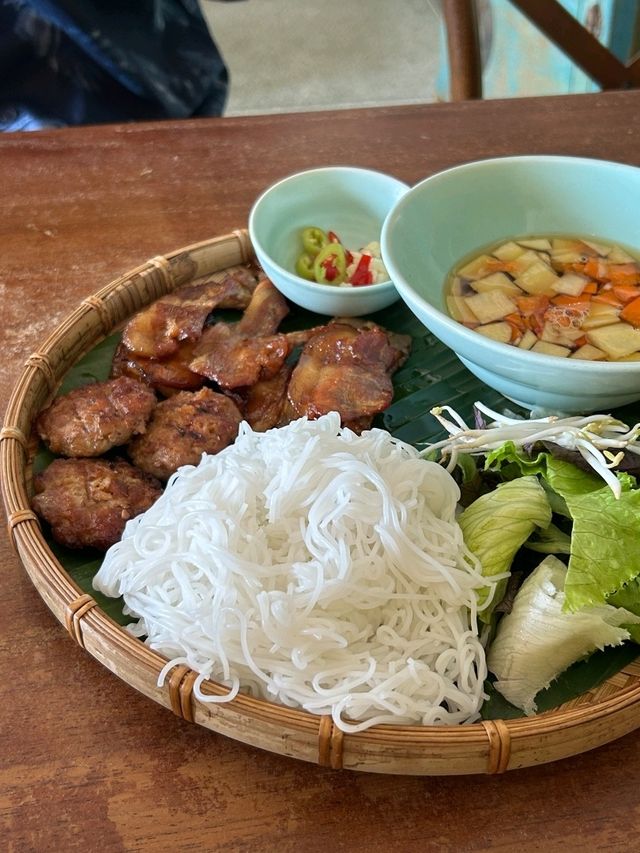 🇻🇳 다낭 하루 여행 코스 추천(반미-한시장-카페-미슐랭)