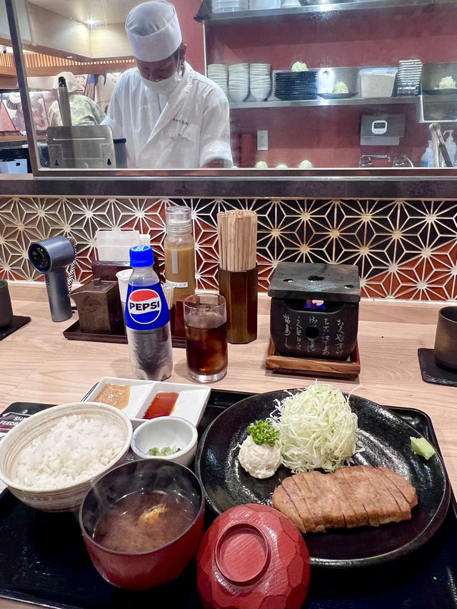 ✨牛脂香味十足🐮現炸吉列牛✨
