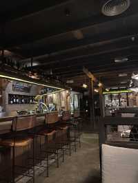 I’m Homeless Bar & Grill, Western Comfort with Rock & Ribs in Hat Yai
