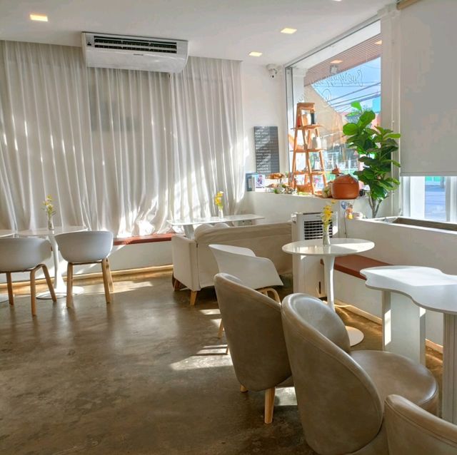 W café สาขาศาลากลาง นครราชสีมา