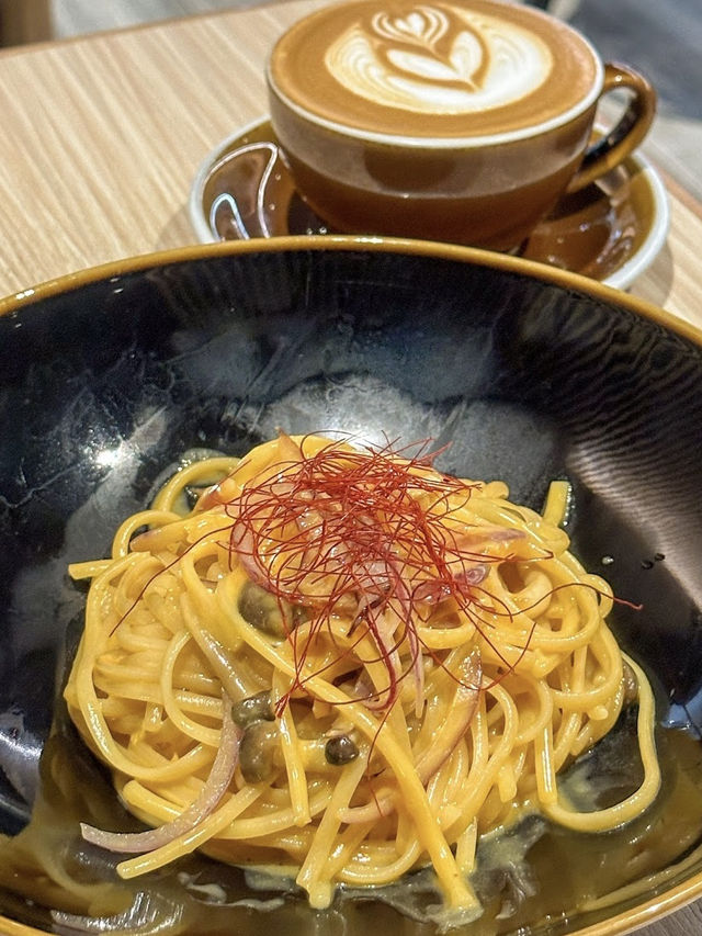 Studio Caffeine Hong Kong, Artful Brews and Handcrafted Comfort in Jordan