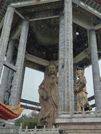 📍Kek Lok Si Temple – สายบุญ สายชิล ต้องมา!